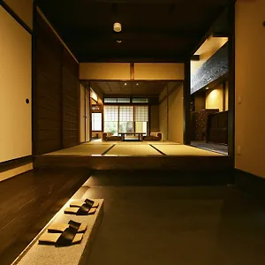 別荘 藏や 千本三条, 京都市